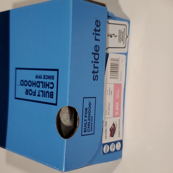 Stride Rite New in Box Adrian Sneakers Size 3.5 - Picture 6 of 6